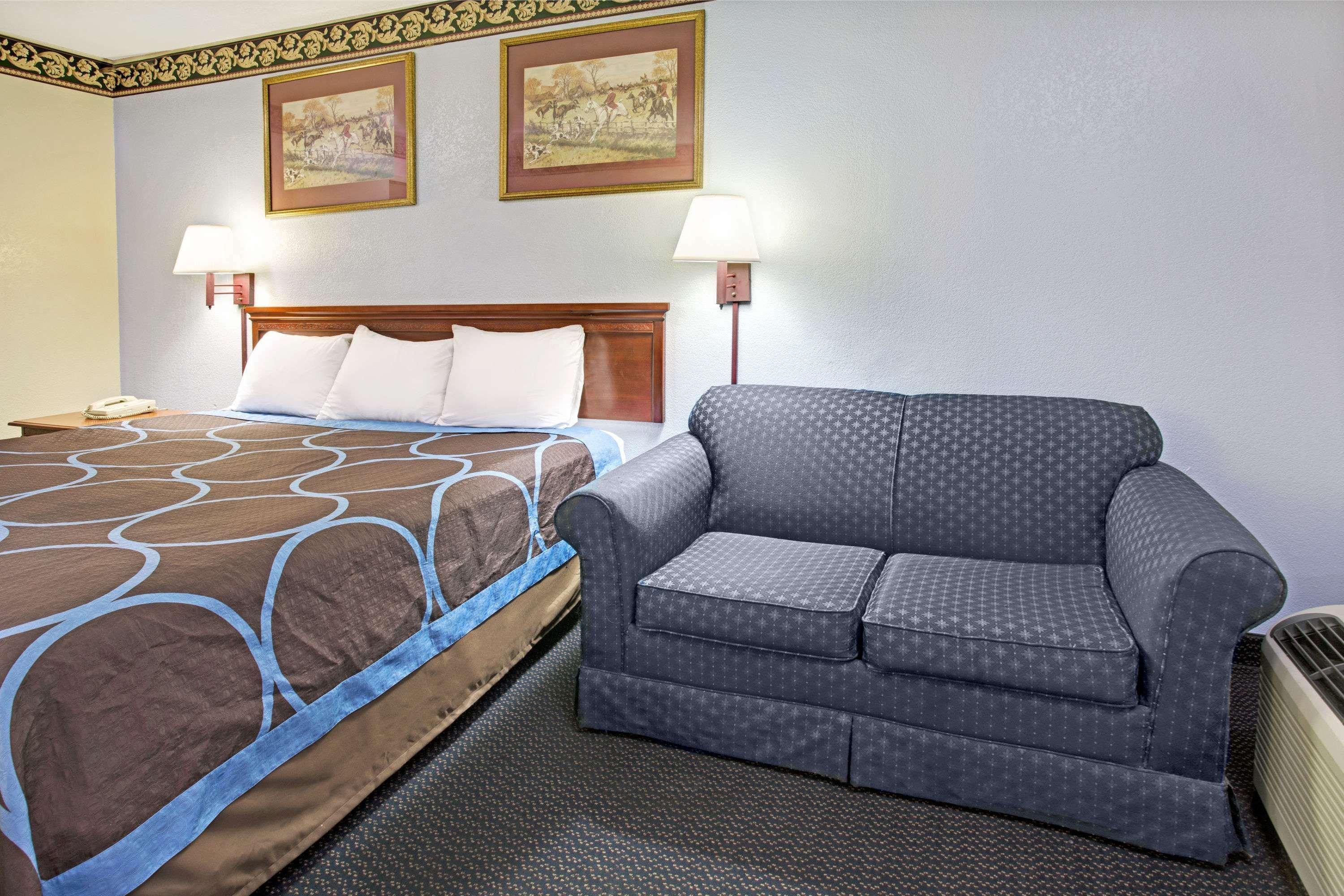 Super 8 By Wyndham Suwanee Hotel Luaran gambar